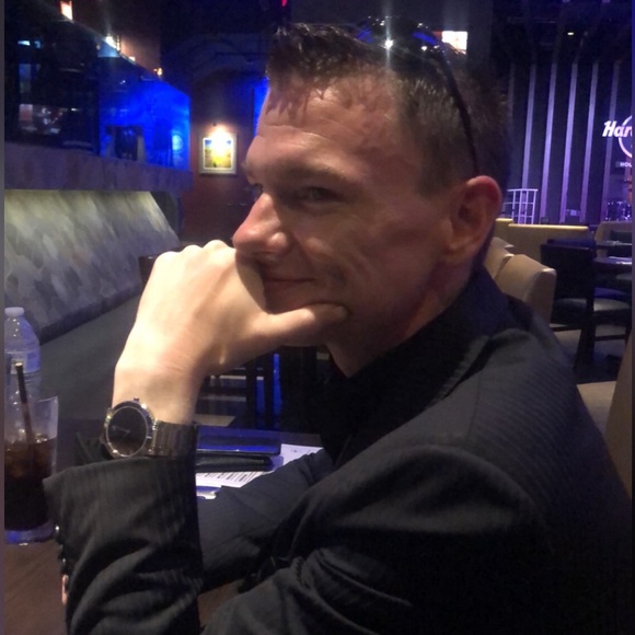 Meet your Posher, Gene - Picture 10 of 15